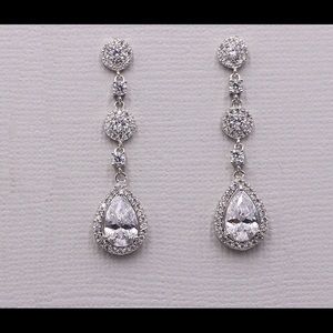 Bridal earrings